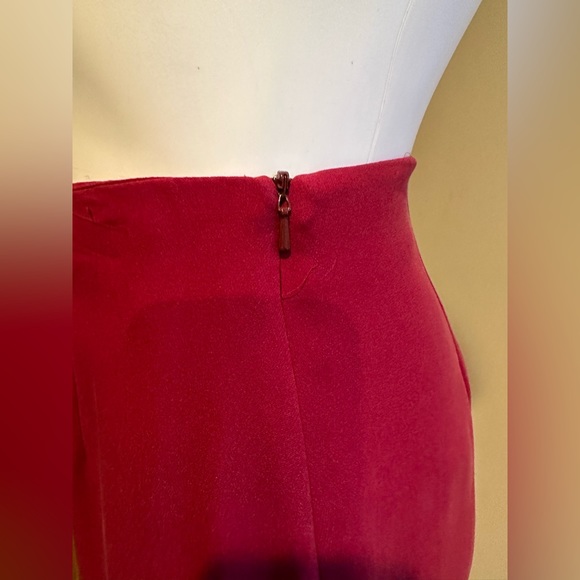 Jones New York Red Wine Knee Length Skirt Zipper On Side l Small Back Slit SZ 14 - Picture 5 of 11